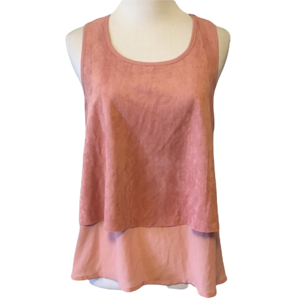 Women’s She and Sky Pink Sleeveless Blouse Size Small